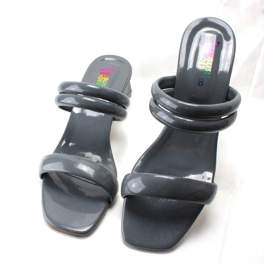 Gloss Shine Tri Heel