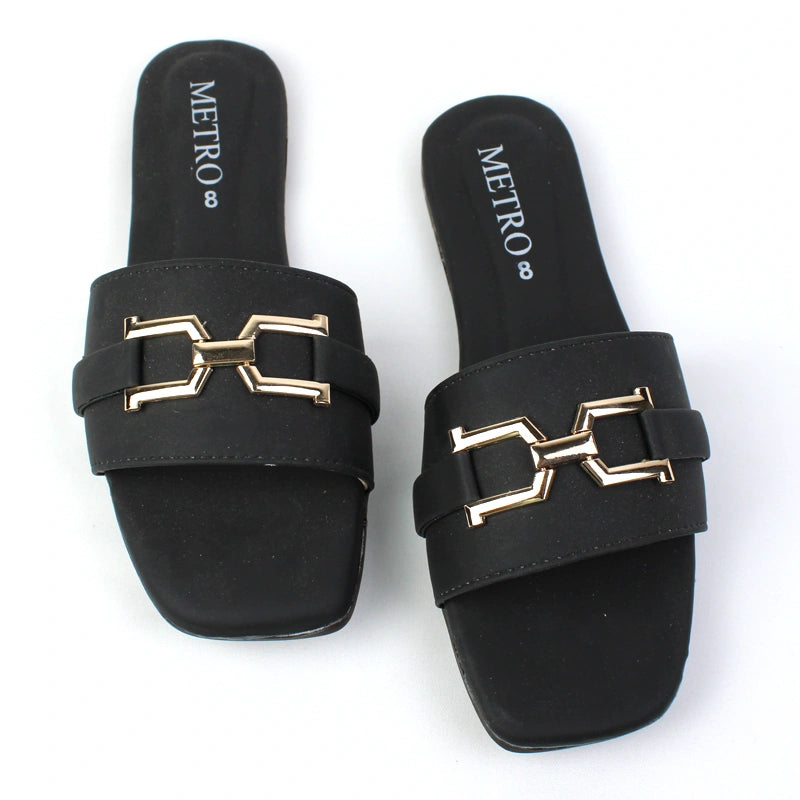 Cut Buckle Elegant Slides