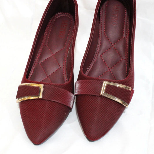 Pointed Pumps