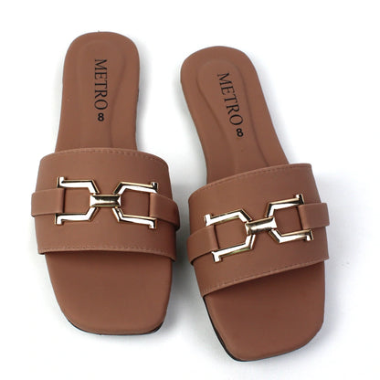Cut Buckle Elegant Slides