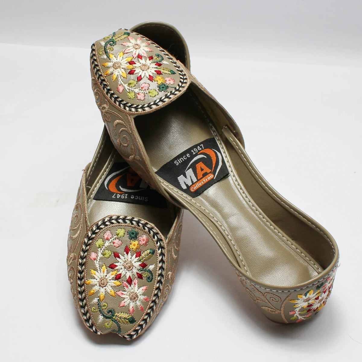 Embroidered Khussa Mud Brown Colour