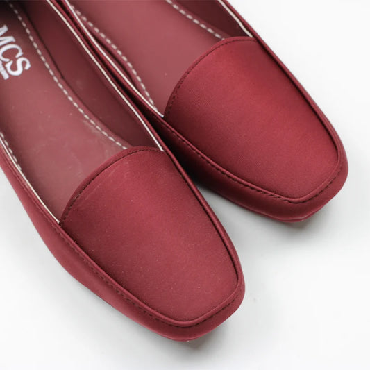 Lakra Buckle Less Loafer
