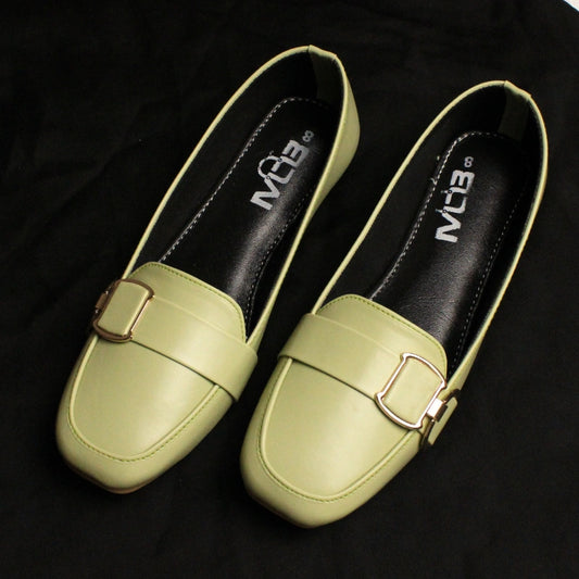 Chic Classic Buckle Loafers