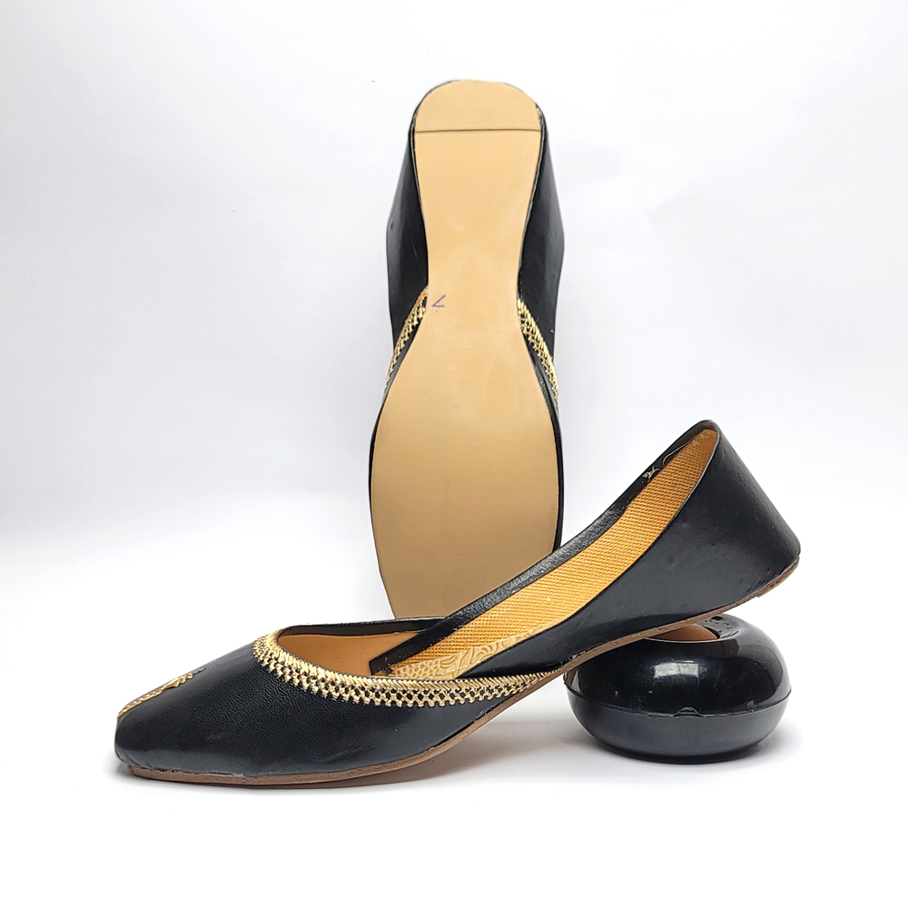 Rexene Khussa (Black)