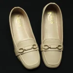 Smoothie Rexene Buckle Loafers (Cream)