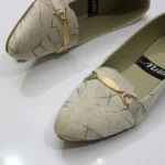 Streamy Gold Pumps (Light Fawn)