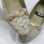Streamy Gold Pumps (Light Fawn)