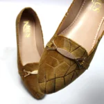 Streamy Gold Pumps (Gold Rush)
