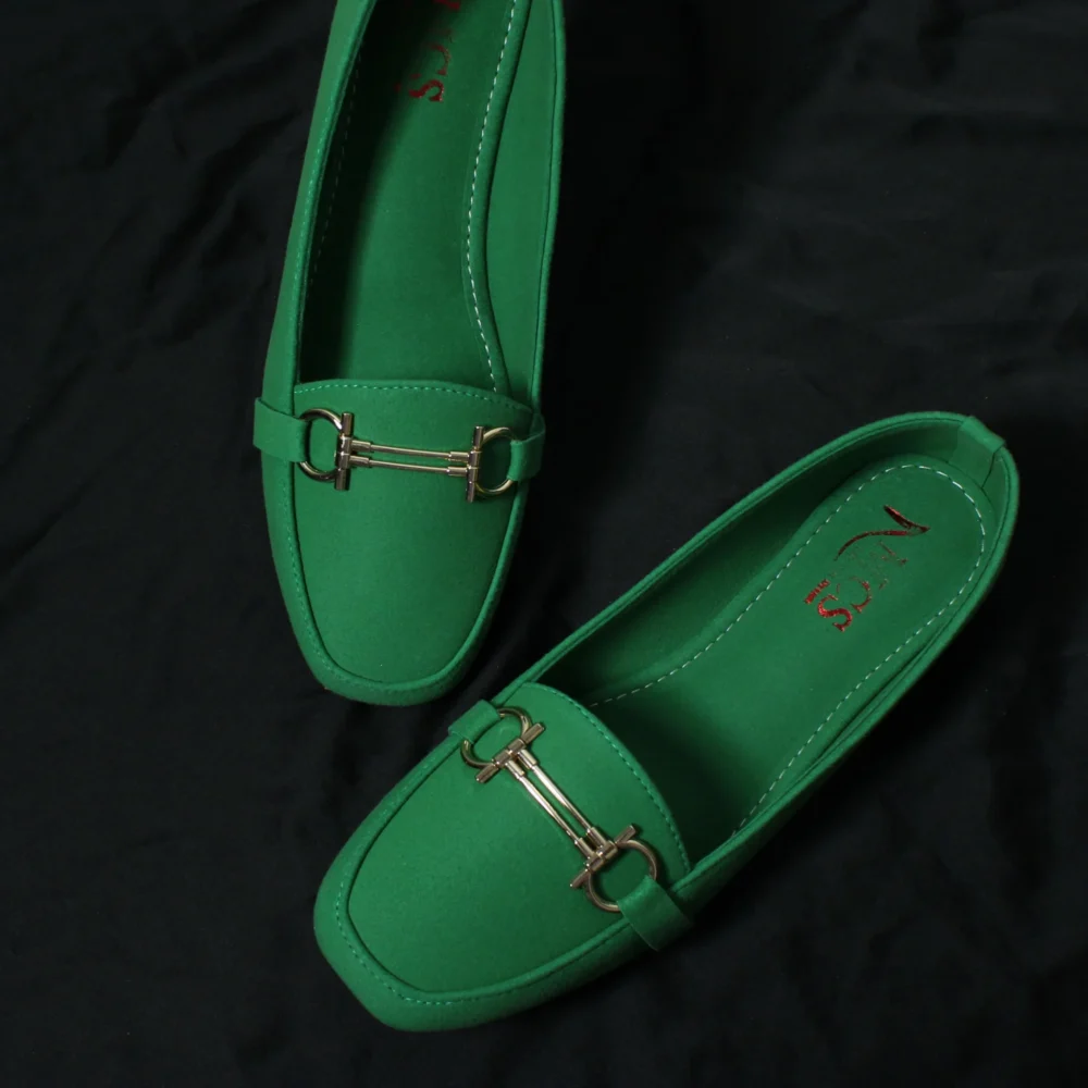 D Buckle Suede Loafer (Green)