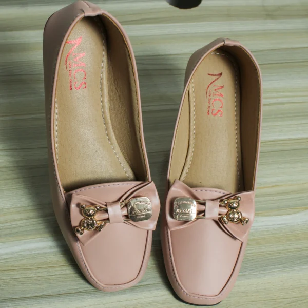 Bear Buckle Rexene Loafer (Pooh Pink)