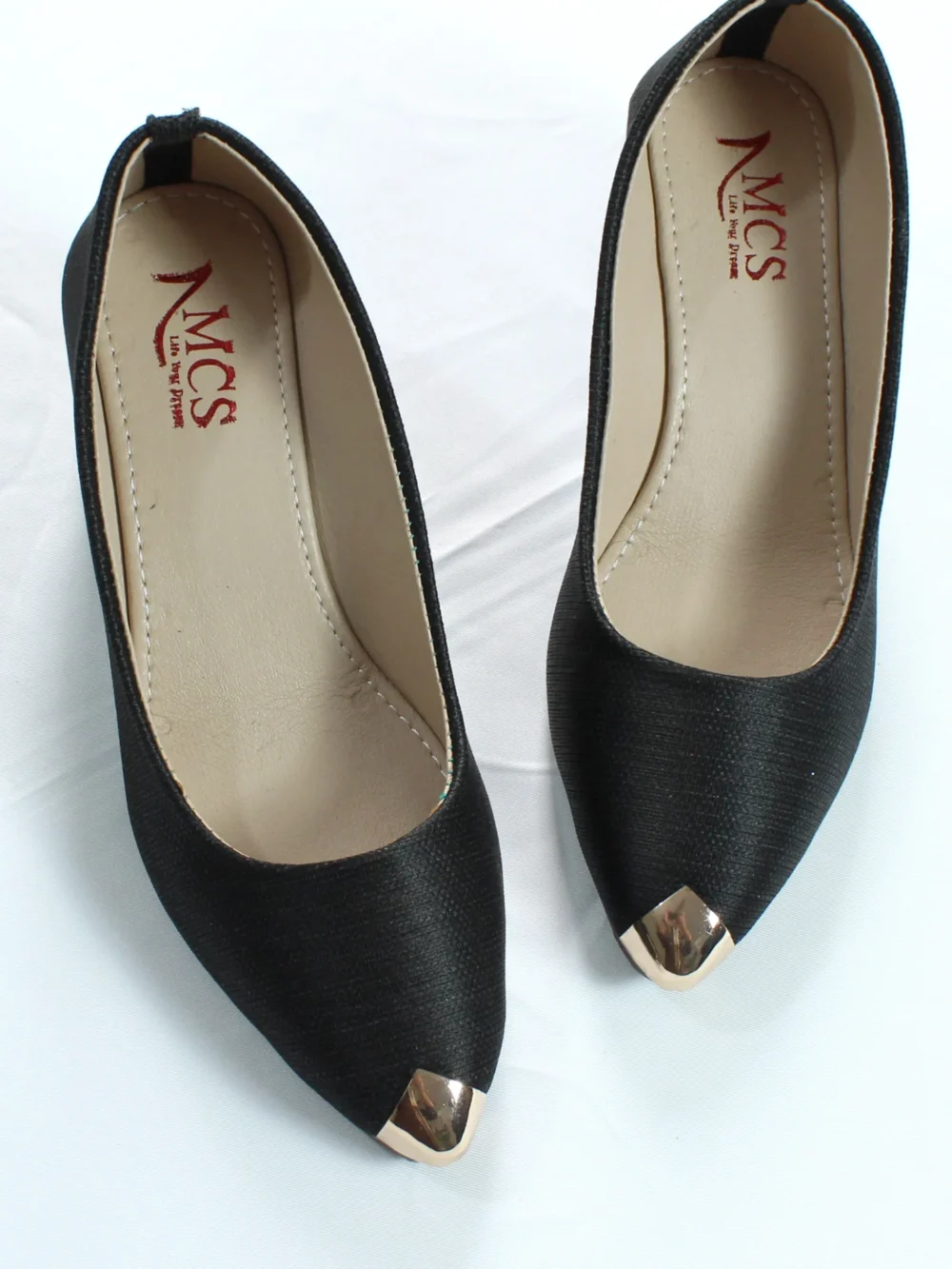 Jute Metal Toe Tip Court Shoe (Black)