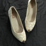 Moon Glitter Dust Court Shoe Metal Toe (Cream)