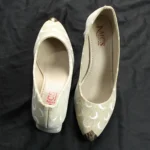 Moon Glitter Dust Court Shoe Metal Toe (Cream)