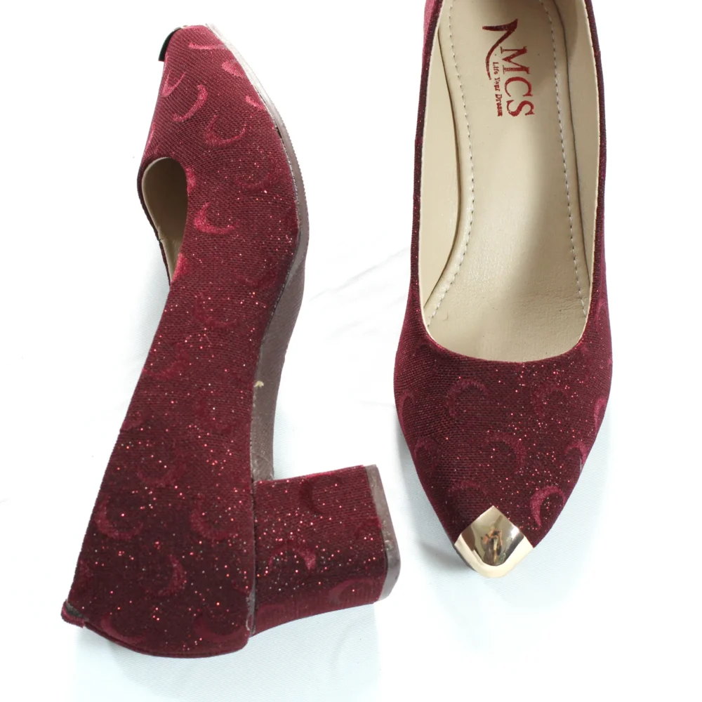 Moon Glitter Dust Court Shoe Metal Toe (Maroon)