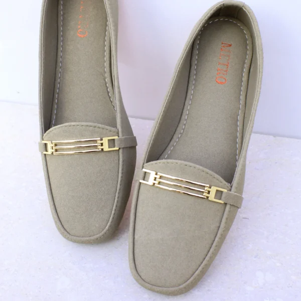 Grill buckle Matt Suede Loafer (Sand Drift)