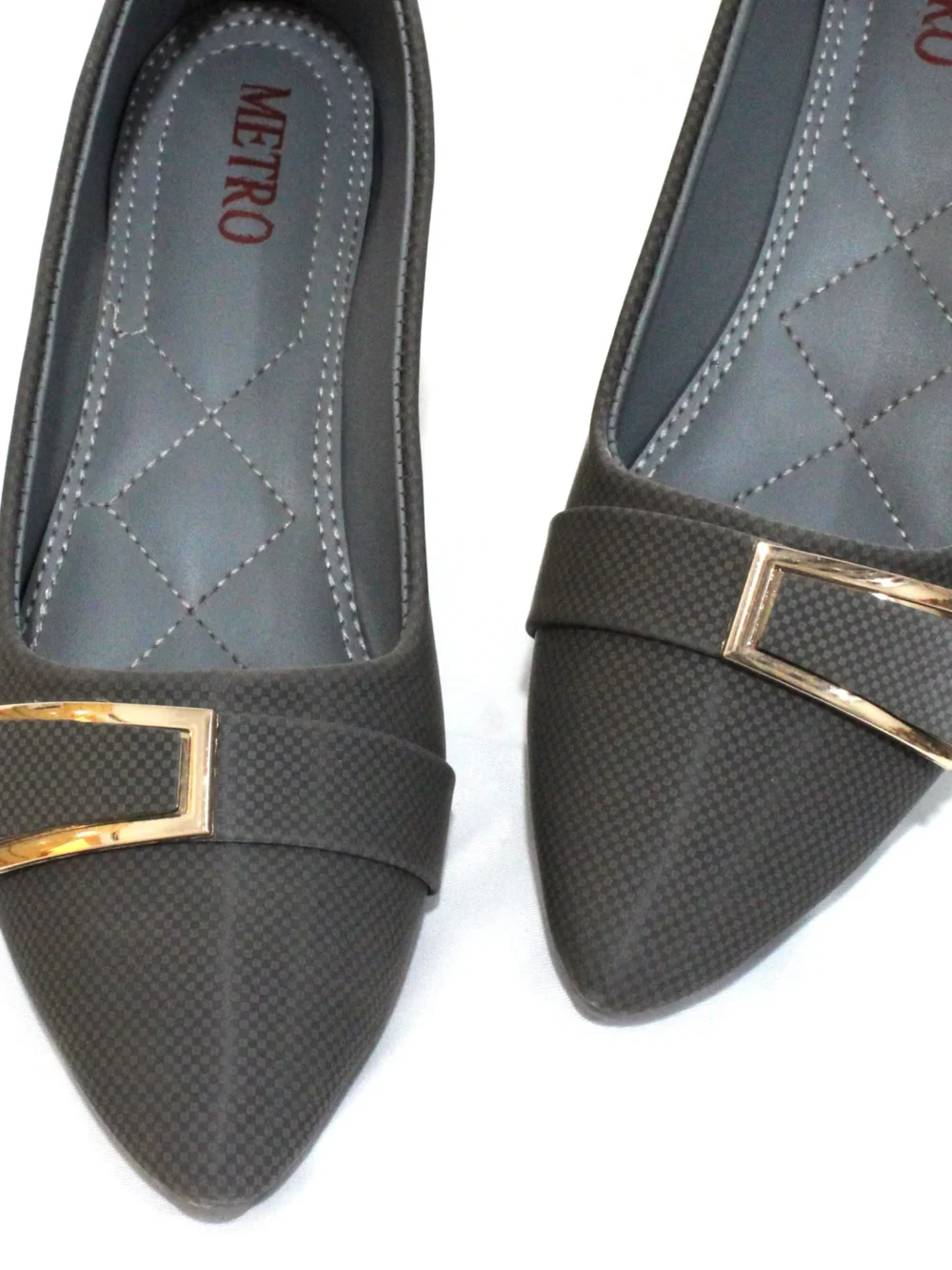 Pointed Pumps Article # 316