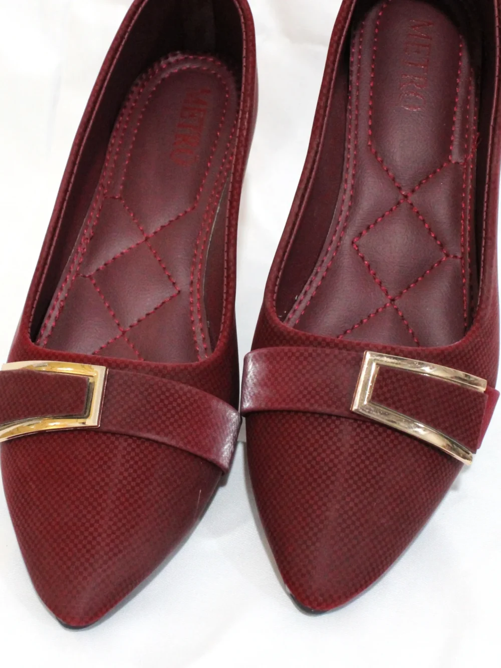 Pointed Pumps Article # 320