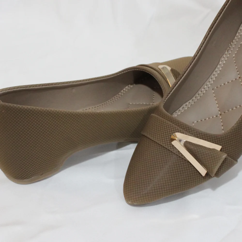 Pointed Pumps Article # 318