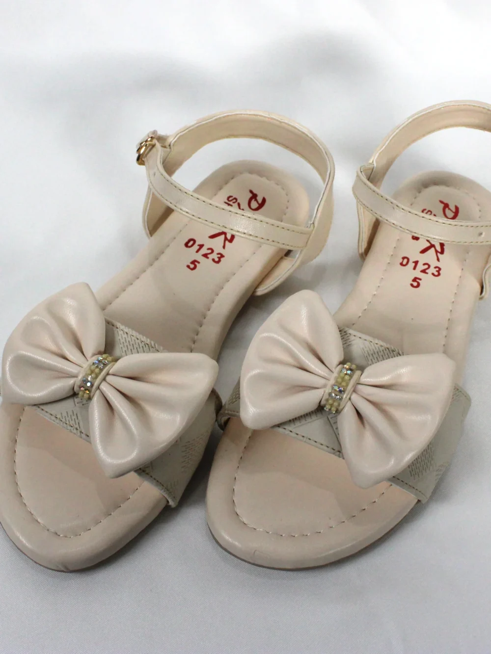 Bow Sandal Article # G004