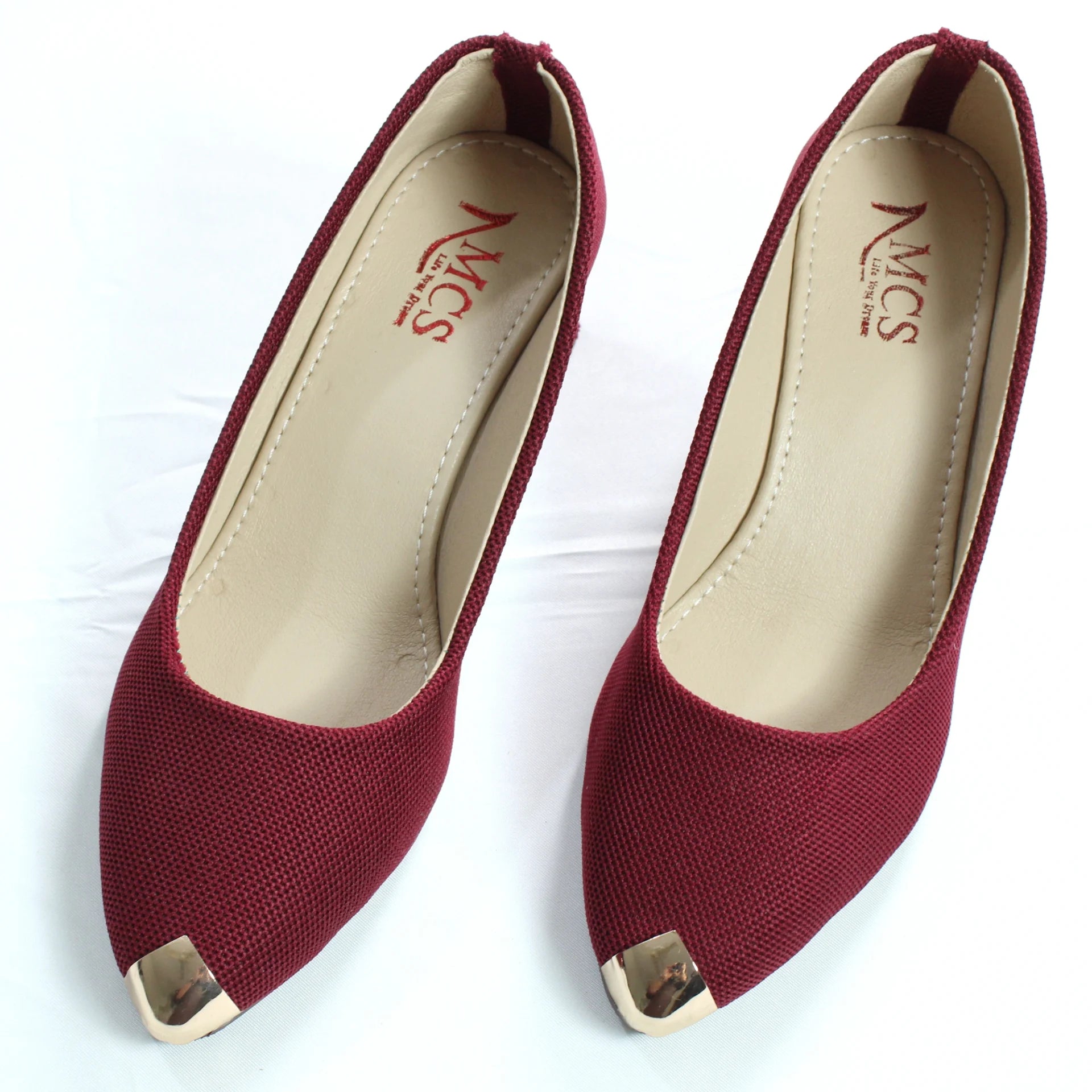 Jute Metal Toe Tip Court Shoe - MOB