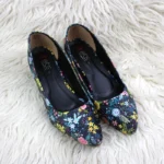 Chic Pointed Toe Floral Low Heel